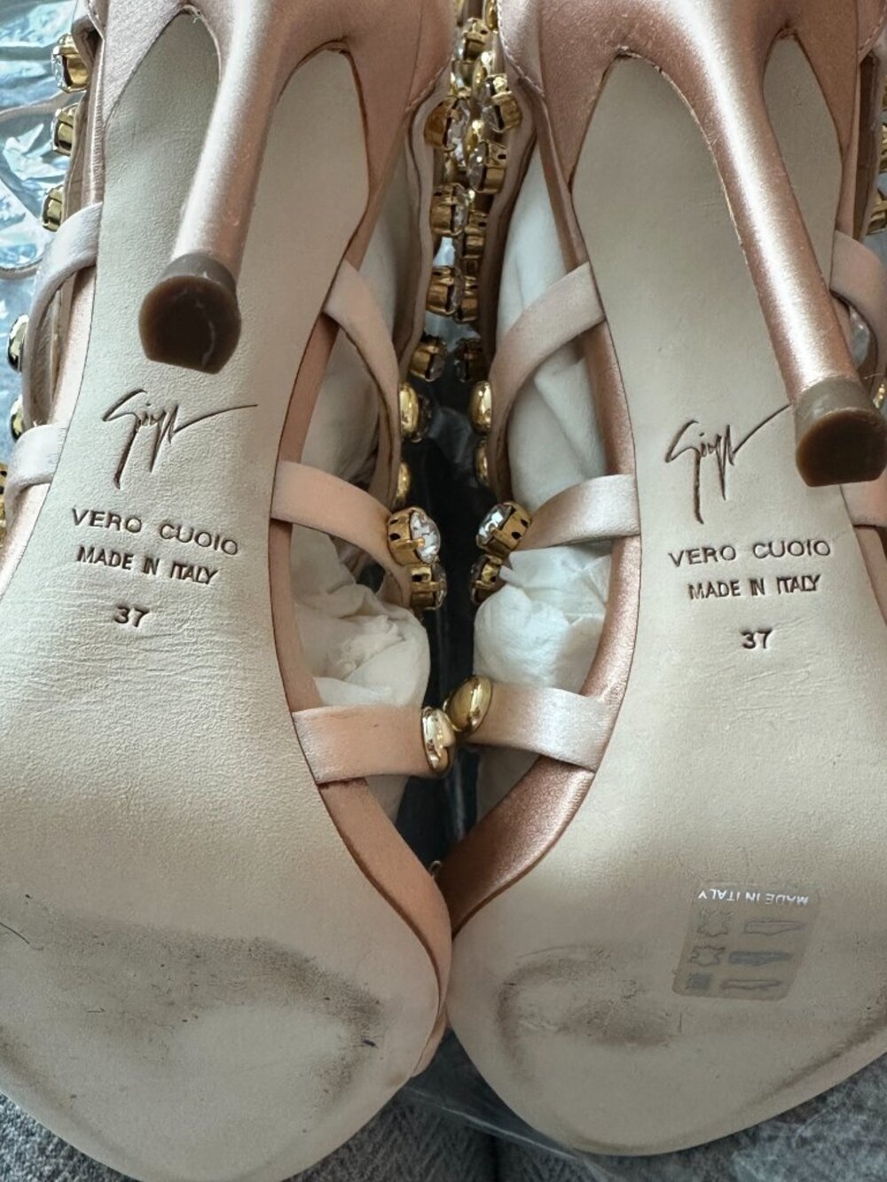 Giuseppe Zanotti PHARD Crystal Embellished Heels Size 7 – Original Box – $1,995 - Picture 5 of 9